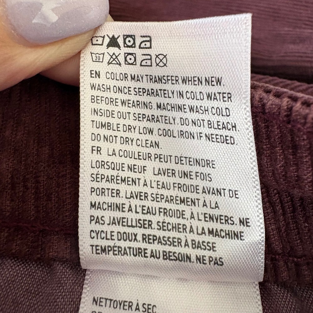 American Eagle Burgundy Super Stretch Corduroy Mom Jean Maroon Pants 18 Short - Picture 12 of 12